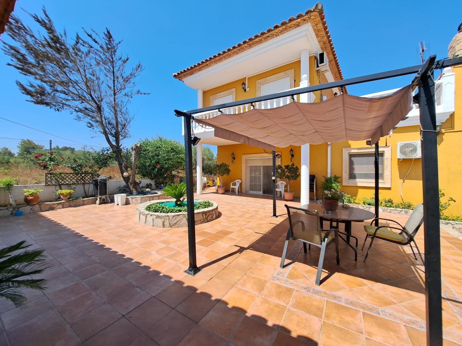 6 soveværelse Villa til salg i Alberic med swimmingpool garage - € 450.000 (Ref: 9106476)