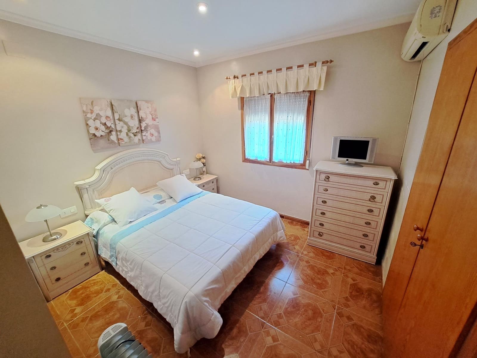 6 soveværelse Villa til salg i Alberic med swimmingpool garage - € 450.000 (Ref: 9106476)