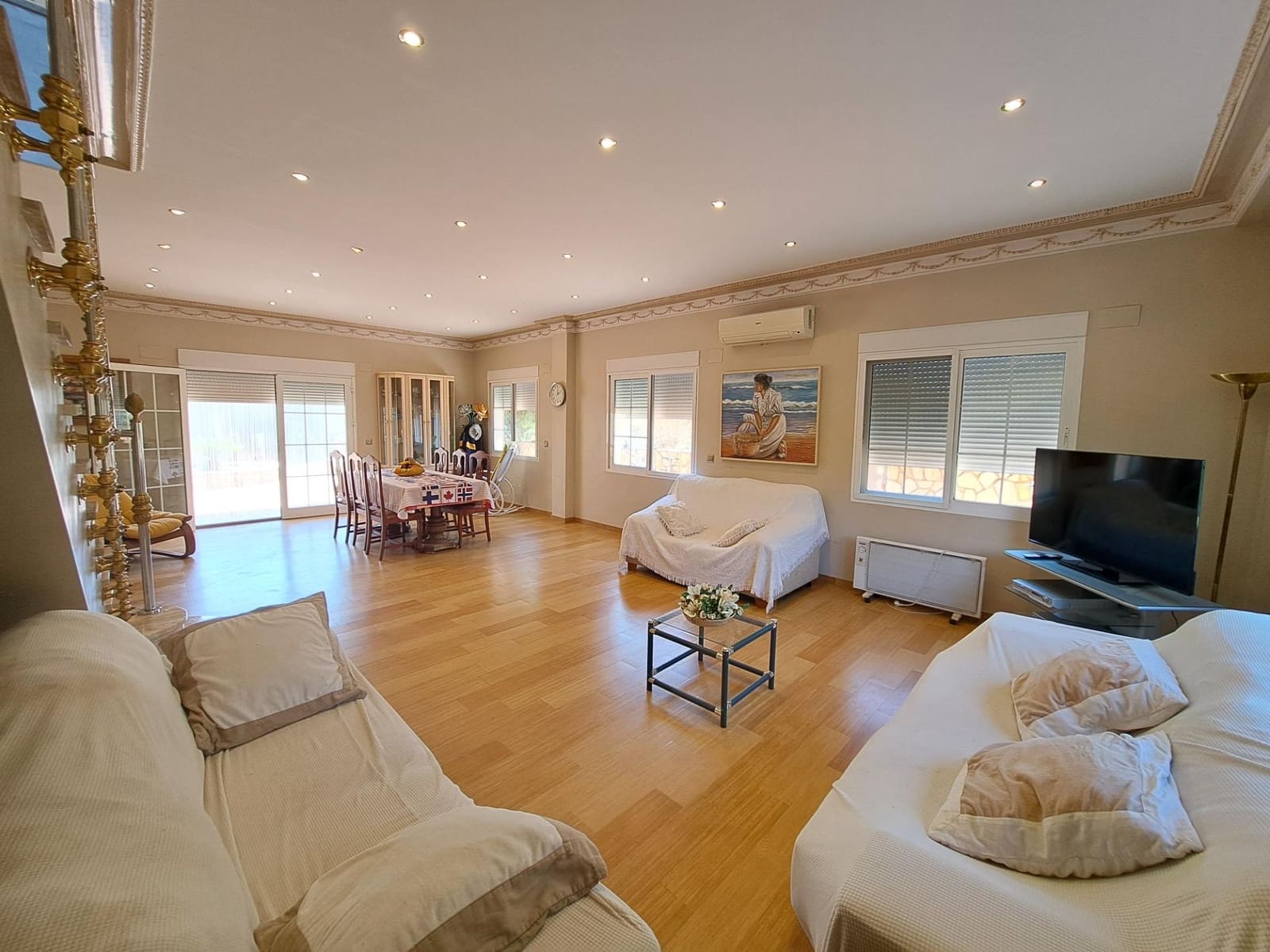 6 soveværelse Villa til salg i Alberic med swimmingpool garage - € 450.000 (Ref: 9106476)