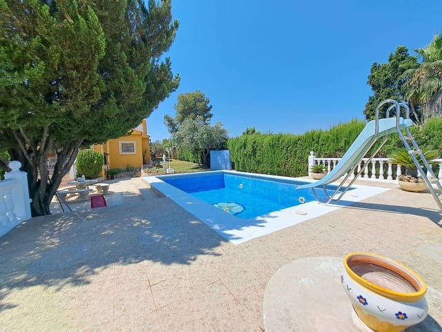 6 chambre Villa/Maison à vendre à Alberic avec piscine garage - 450 000 € (Ref: 9106476)