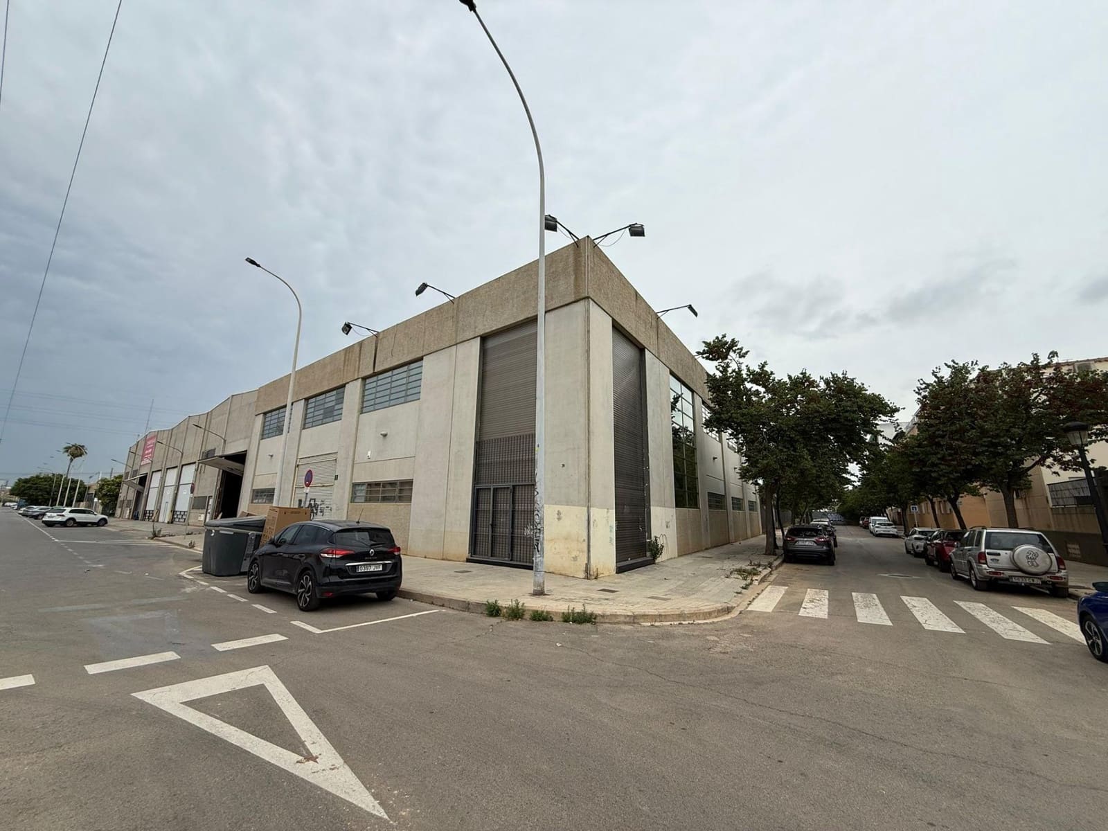 Virksomhed til salg i Valencia by - € 1.000.000 (Ref: 9110197)