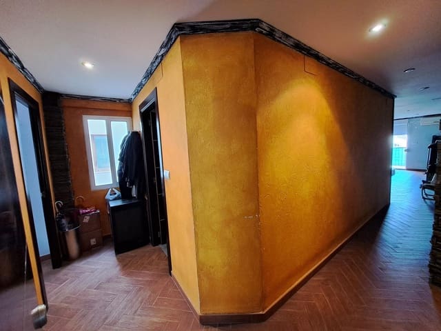 2 slaapkamer Flat te koop in Polinyà de Xúquer - € 80.000 (Ref: 9118657)