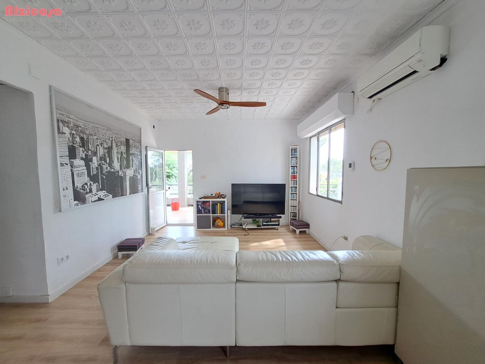 4 soveværelse Villa til salg i Alzira med swimmingpool - € 330.000 (Ref: 9118659)