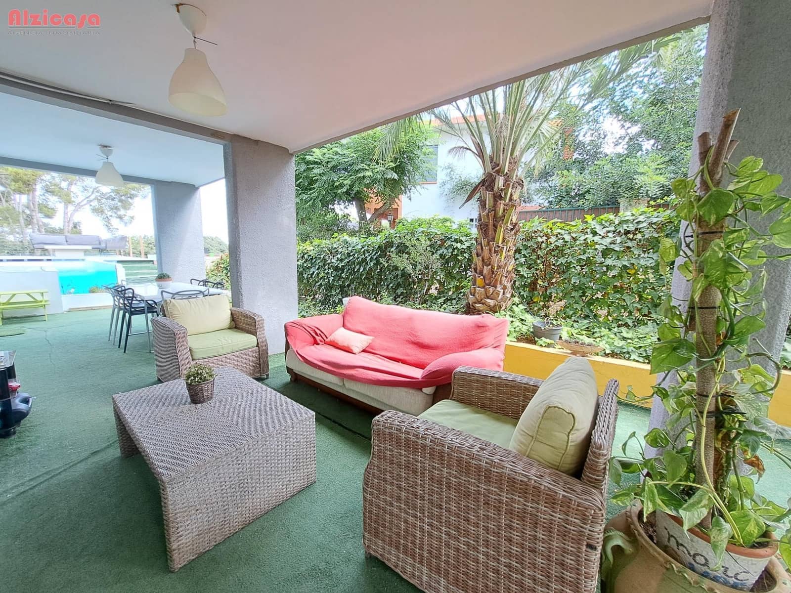 4 soveværelse Villa til salg i Alzira med swimmingpool - € 330.000 (Ref: 9118659)