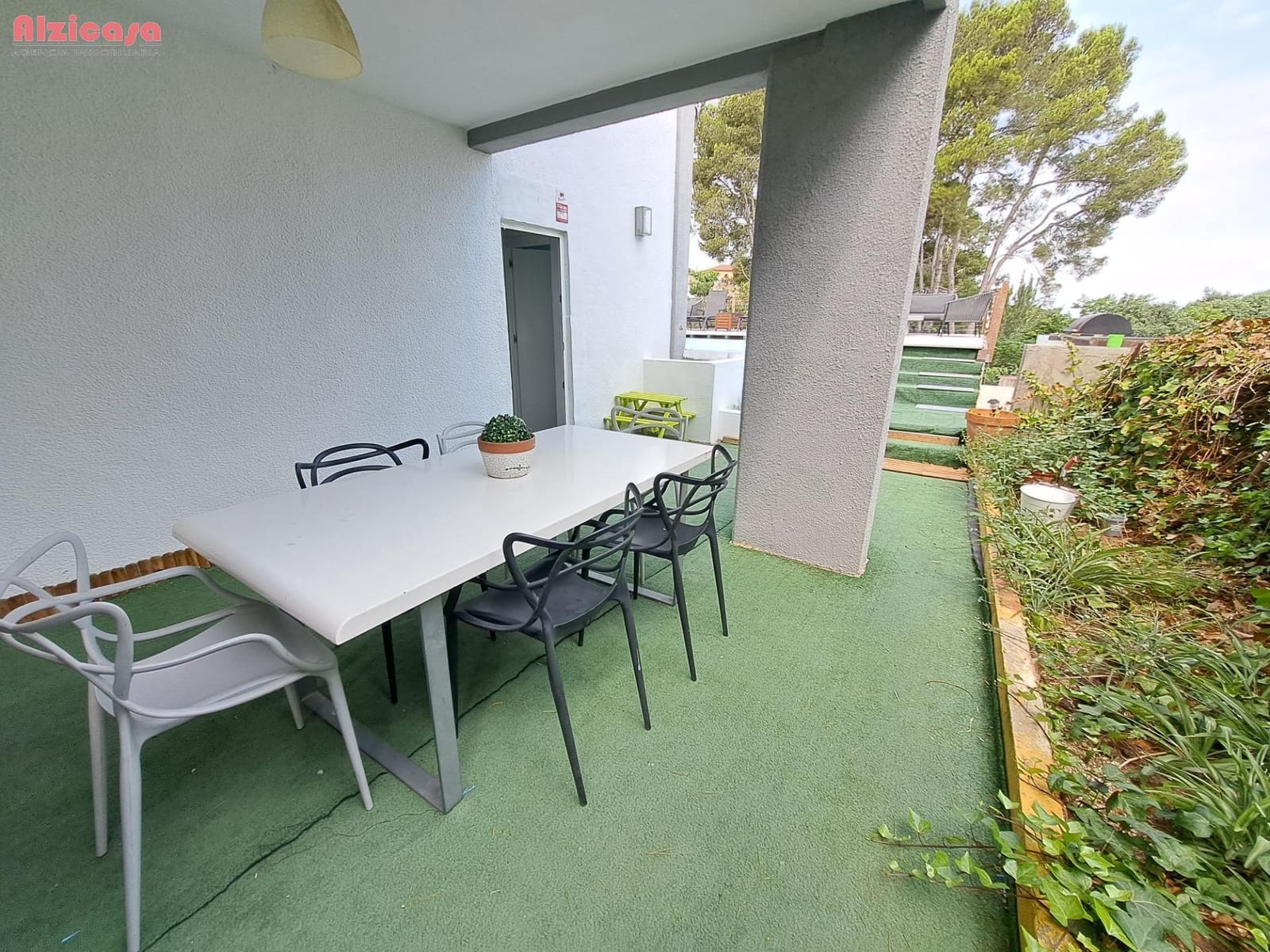 4 soveværelse Villa til salg i Alzira med swimmingpool - € 330.000 (Ref: 9118659)