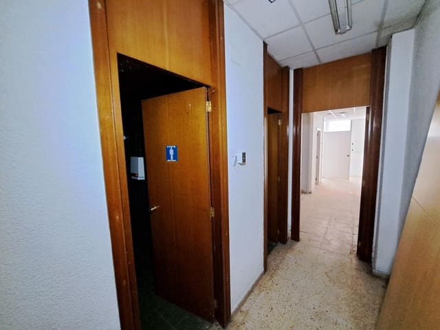 Erhverv til salg i Alzira - € 143.500 (Ref: 9128197)
