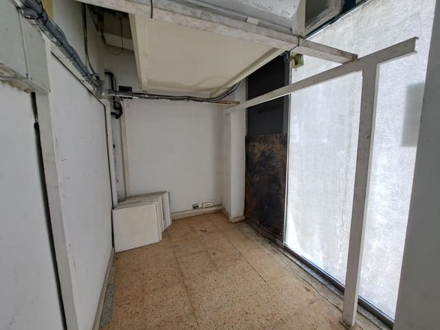 Erhverv til salg i Alzira - € 143.500 (Ref: 9128197)