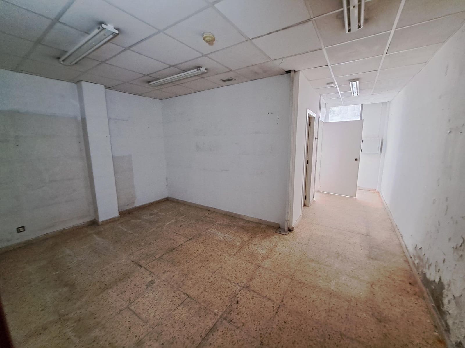 Komercyjne na sprzedaż w Alzira - 143 500 € (Ref: 9128197)