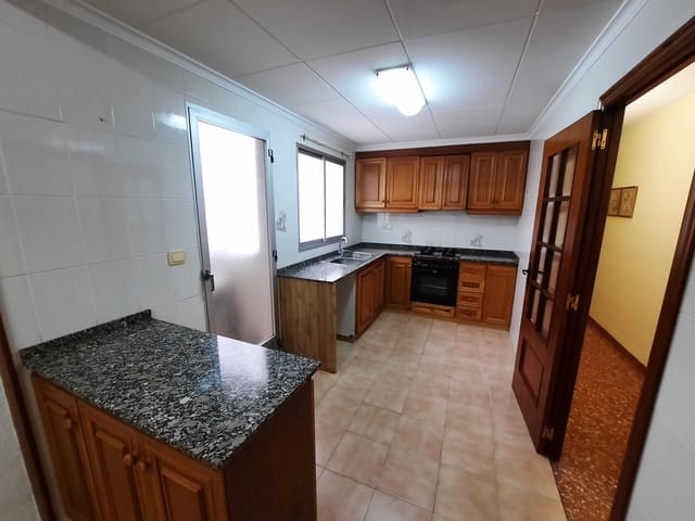 4 soverom Leilighet til salgs i Alzira - € 140 000 (Ref: 9129700)