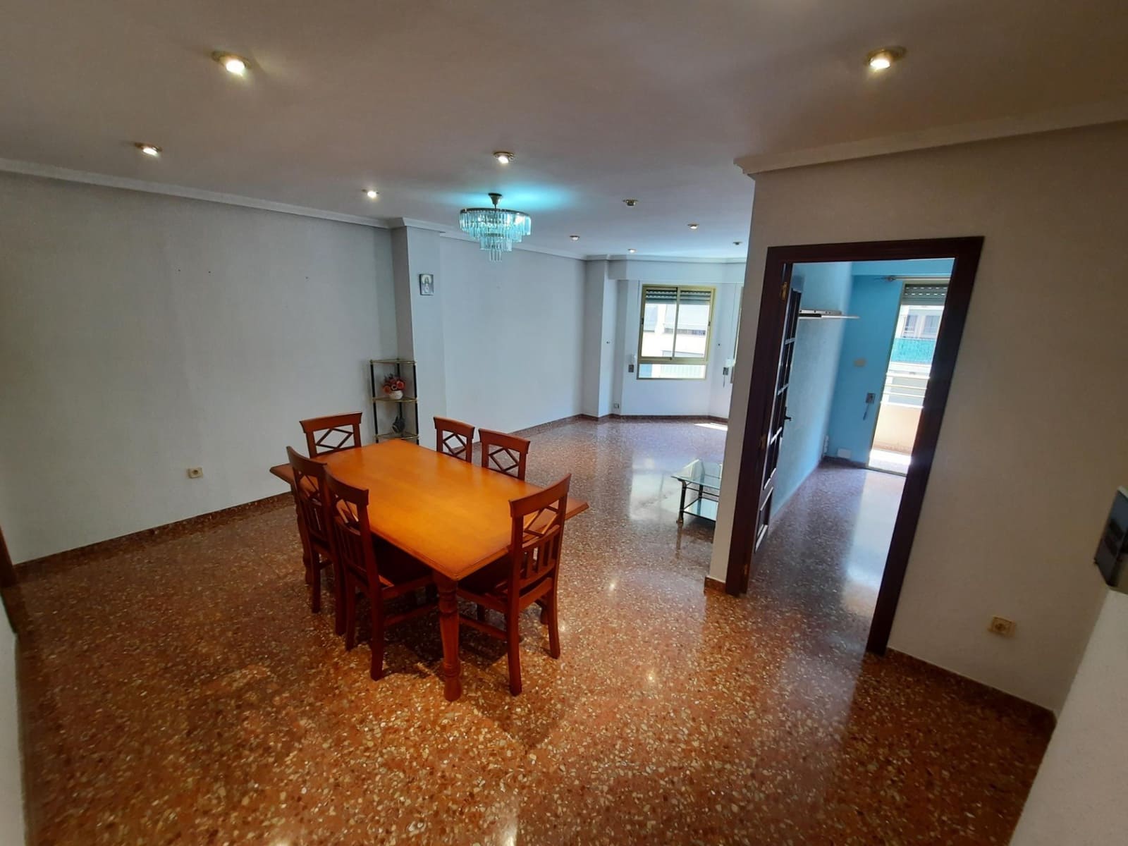 4 soverom Leilighet til salgs i Alzira - € 140 000 (Ref: 9129700)