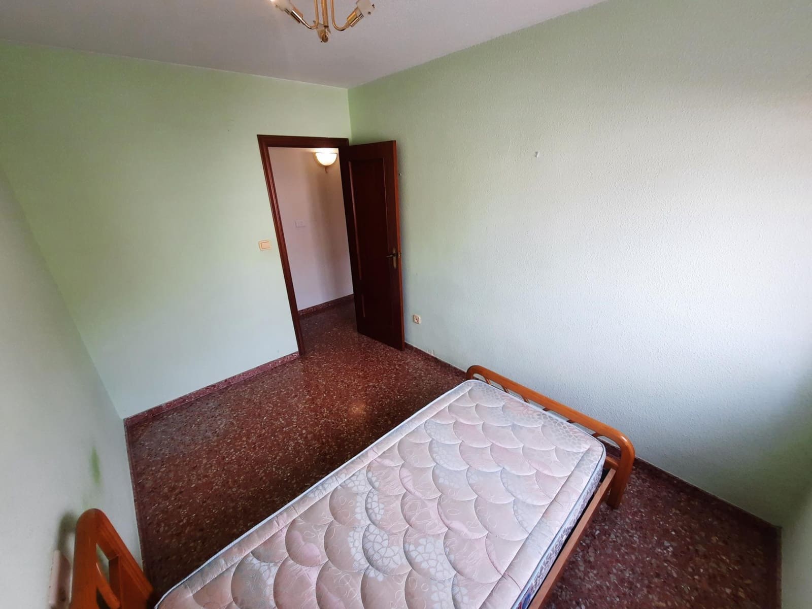 4 soverom Leilighet til salgs i Alzira - € 140 000 (Ref: 9129700)