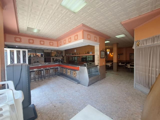 Comercial para venda em Alzira - 200 000 € (Ref: 9129701)