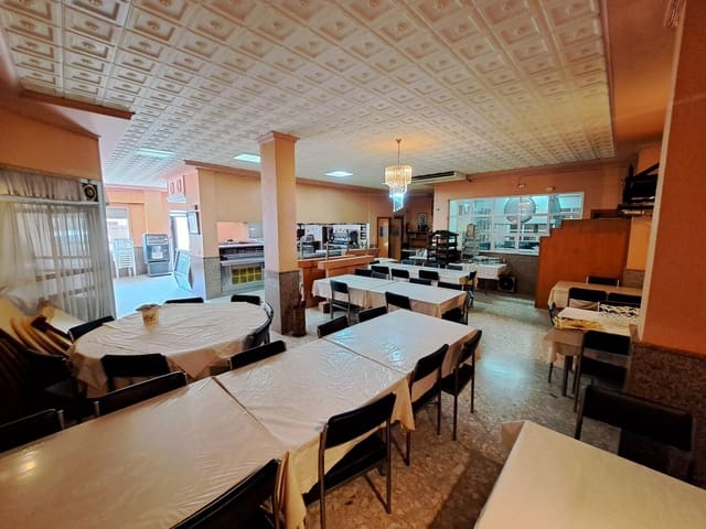 Comercial para venda em Alzira - 200 000 € (Ref: 9129701)