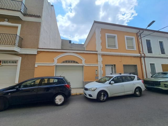 4 soveværelse Byhus til salg i Alzira med garage - € 200.000 (Ref: 9129702)