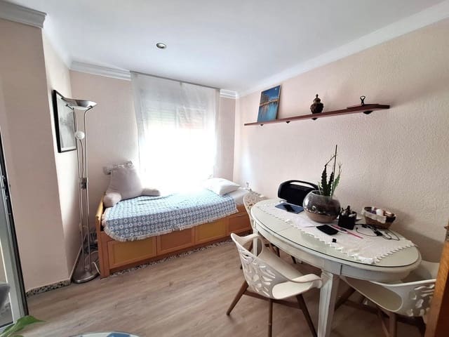 4 soveværelse Lejlighed til salg i Carcaixent - € 130.000 (Ref: 9142811)