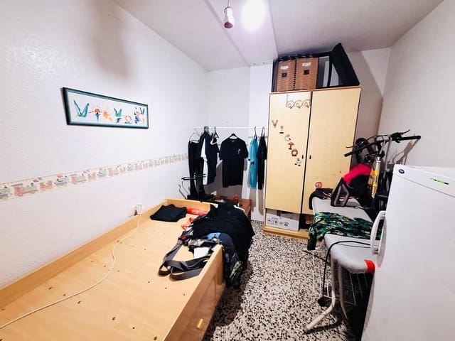 4 soveværelse Lejlighed til salg i Carcaixent - € 130.000 (Ref: 9142811)