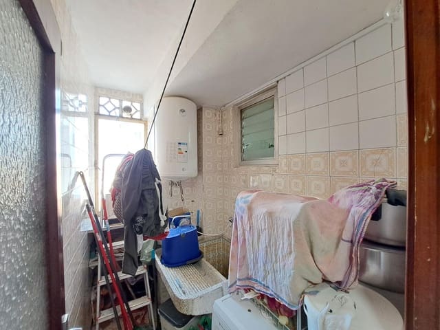 4 soveværelse Lejlighed til salg i Carcaixent - € 89.000 (Ref: 9145437)