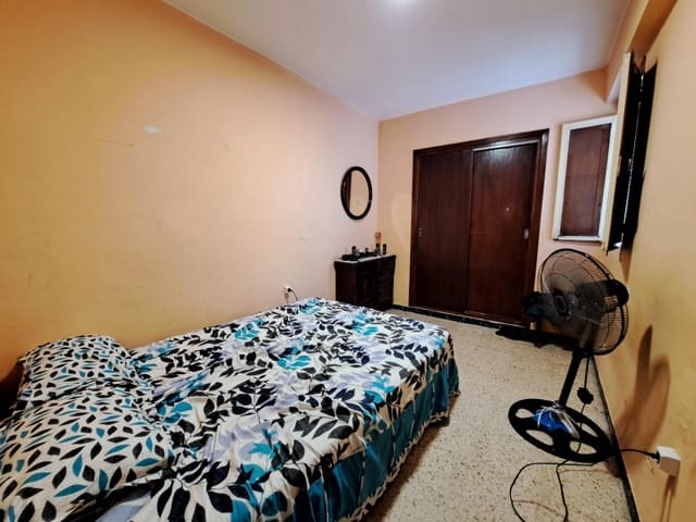 4 soveværelse Lejlighed til salg i Carcaixent - € 89.000 (Ref: 9145437)