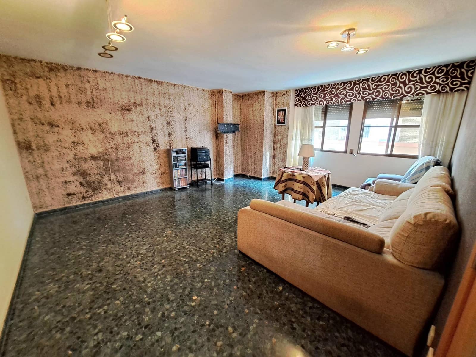 4 soveværelse Lejlighed til salg i Alzira - € 168.000 (Ref: 9162225)