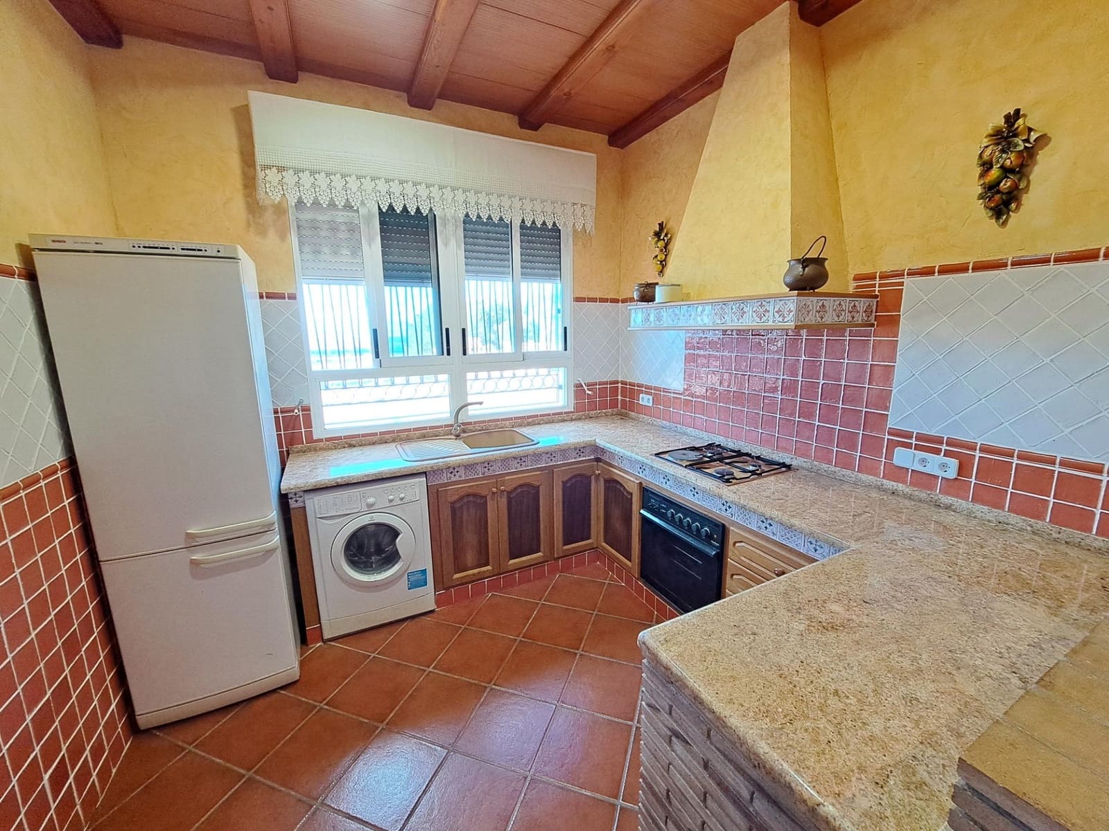 6 soveværelse Villa til salg i Alzira med swimmingpool garage - € 650.000 (Ref: 9163675)