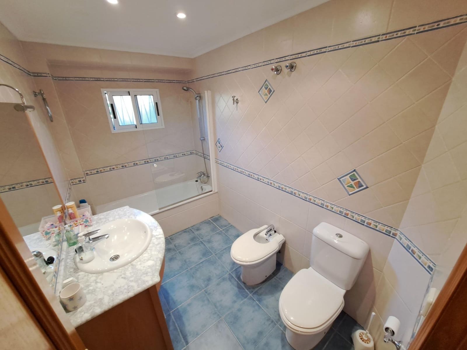 6 soveværelse Villa til salg i Alzira med swimmingpool garage - € 650.000 (Ref: 9163675)