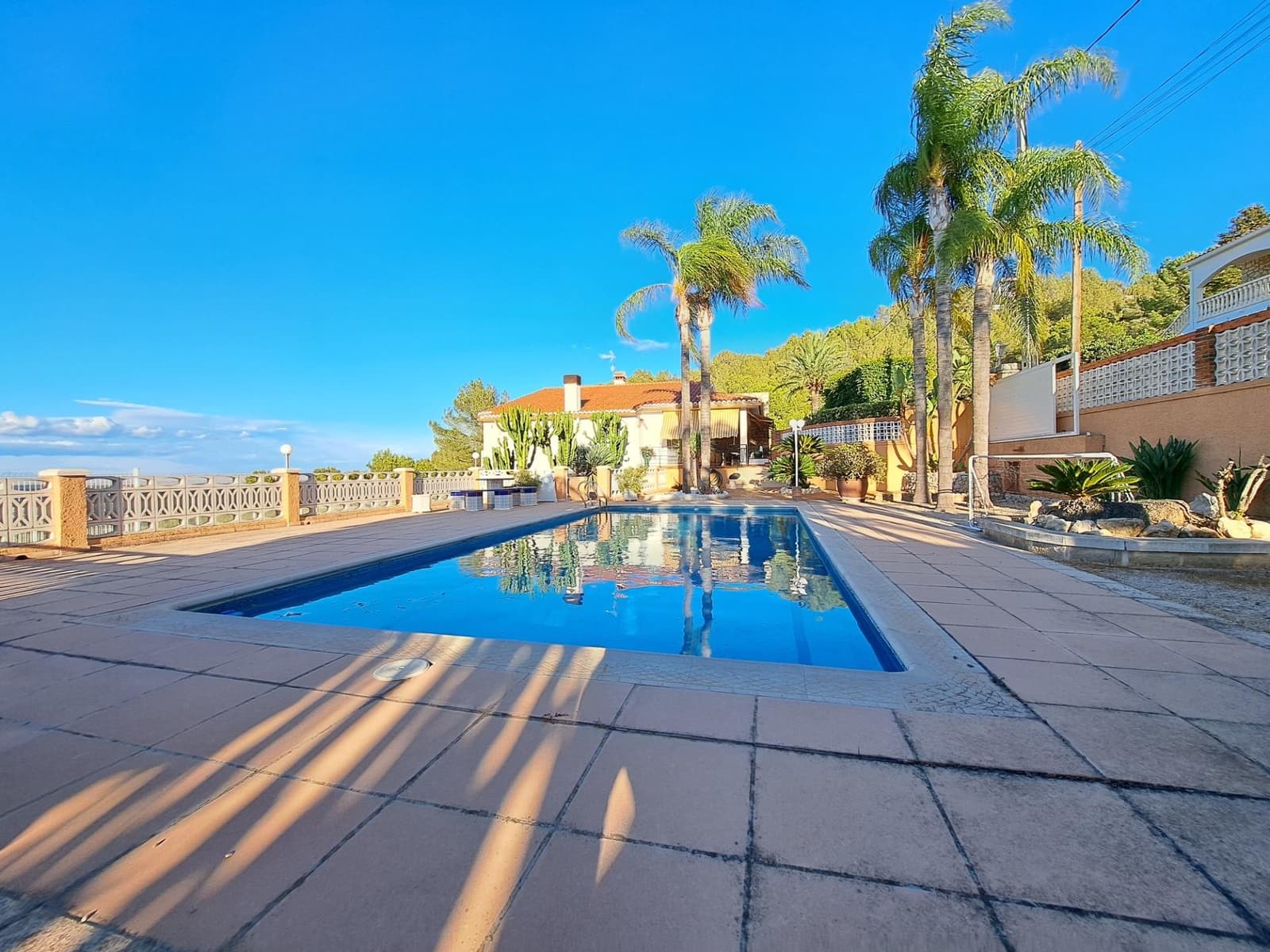 6 soveværelse Villa til salg i Alzira med swimmingpool garage - € 650.000 (Ref: 9163675)