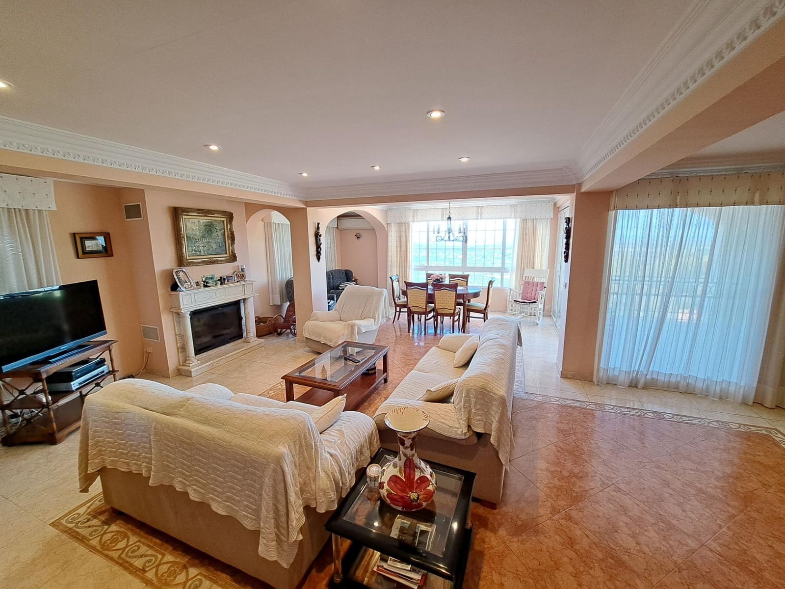 6 soveværelse Villa til salg i Alzira med swimmingpool garage - € 650.000 (Ref: 9163675)