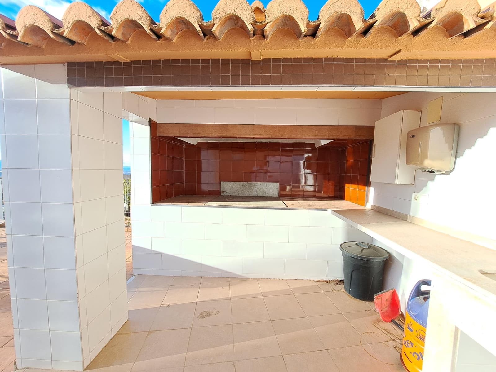 6 soveværelse Villa til salg i Alzira med swimmingpool garage - € 650.000 (Ref: 9163675)
