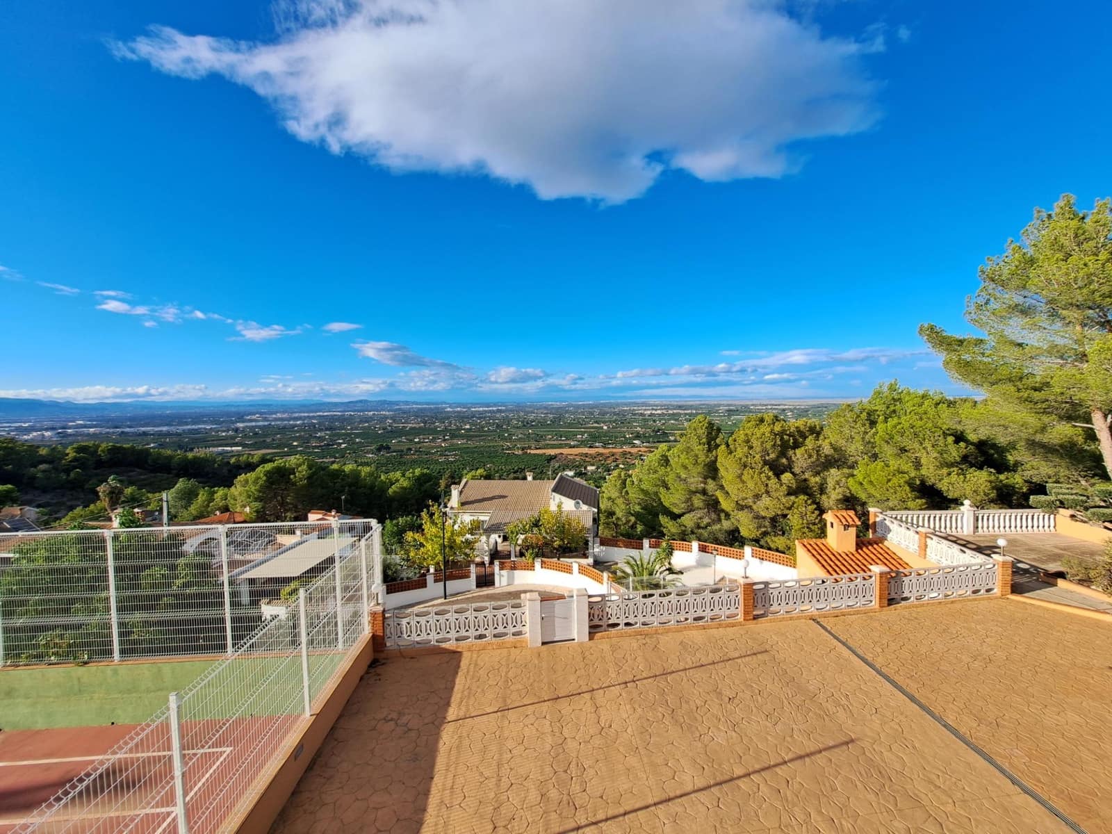 6 soveværelse Villa til salg i Alzira med swimmingpool garage - € 650.000 (Ref: 9163675)