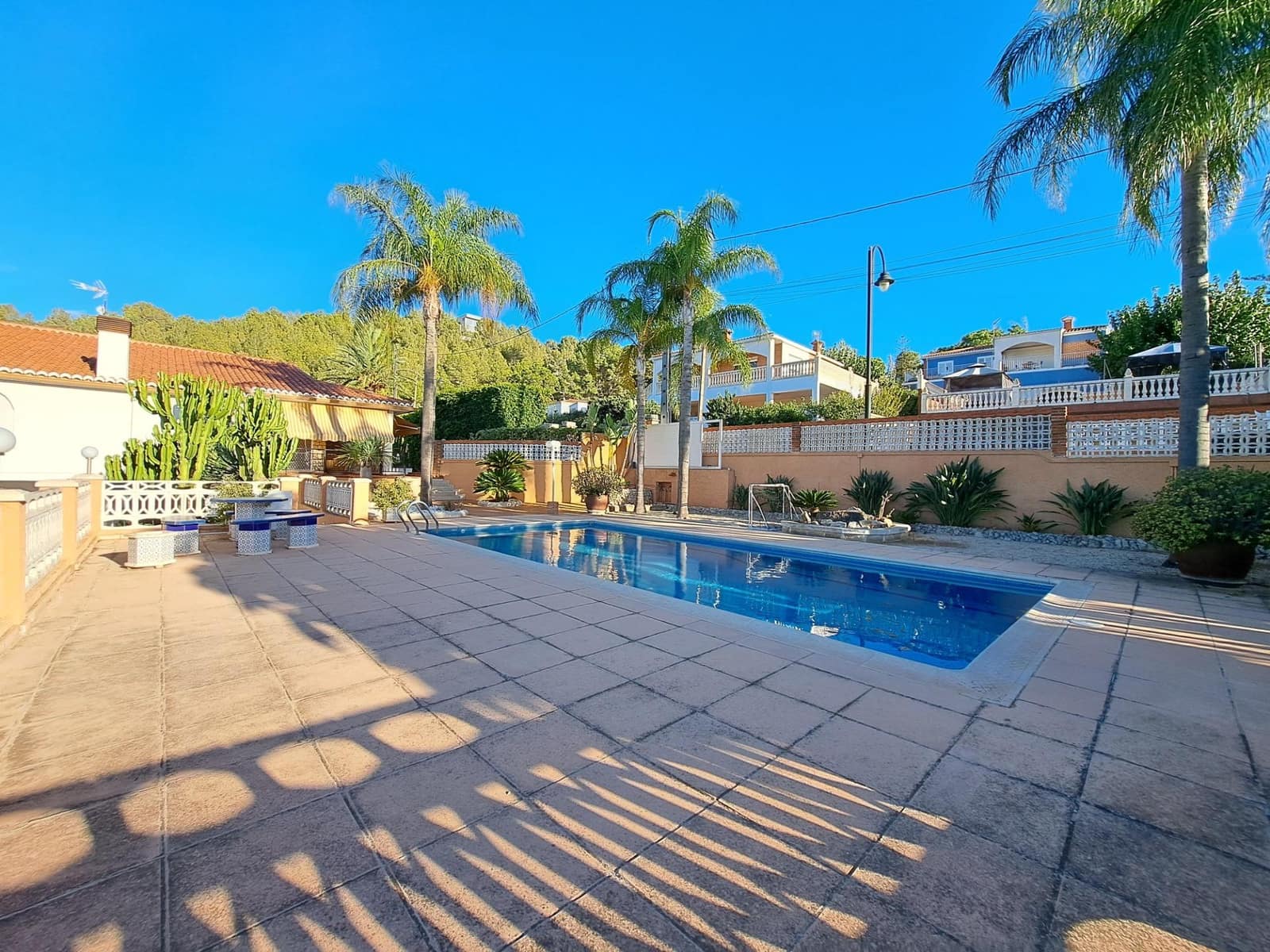 6 soveværelse Villa til salg i Alzira med swimmingpool garage - € 650.000 (Ref: 9163675)