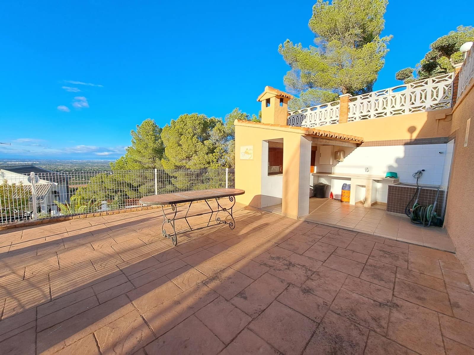 6 soveværelse Villa til salg i Alzira med swimmingpool garage - € 650.000 (Ref: 9163675)