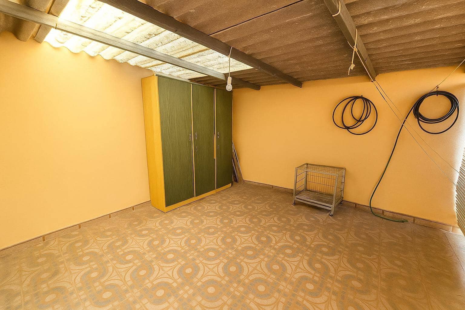 3 bedroom Townhouse for sale in Carcaixent with garage - € 180,000 (Ref: 9163676)