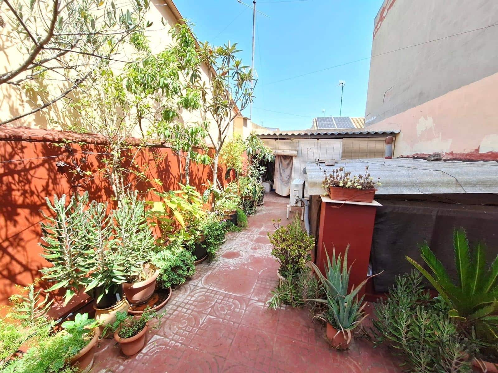 3 bedroom Townhouse for sale in Carcaixent with garage - € 180,000 (Ref: 9163676)