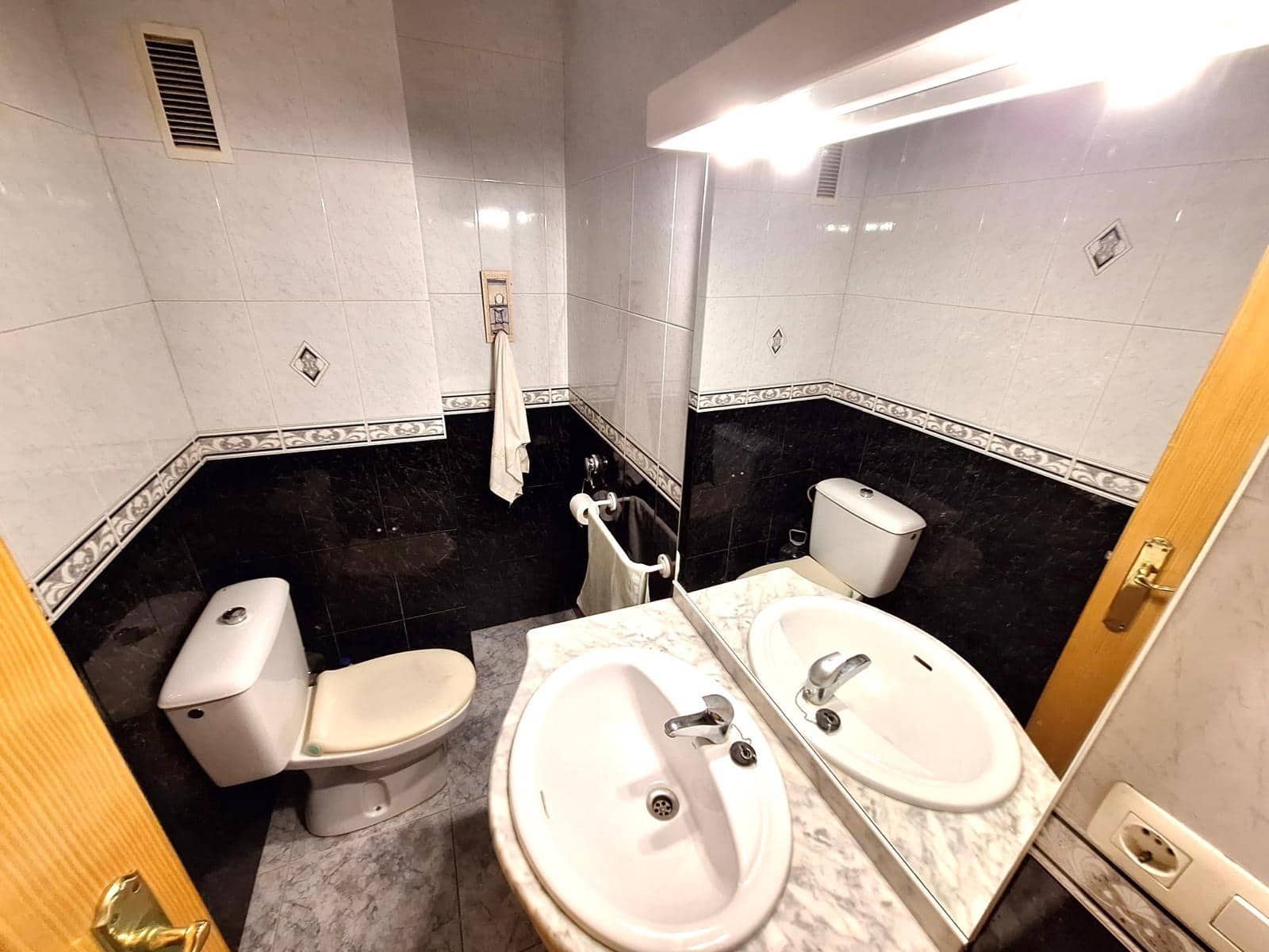 3 bedroom Townhouse for sale in Carcaixent with garage - € 180,000 (Ref: 9163676)