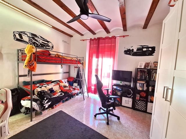 3 soveværelse Lejlighed til salg i Carcaixent - € 130.000 (Ref: 9169491)