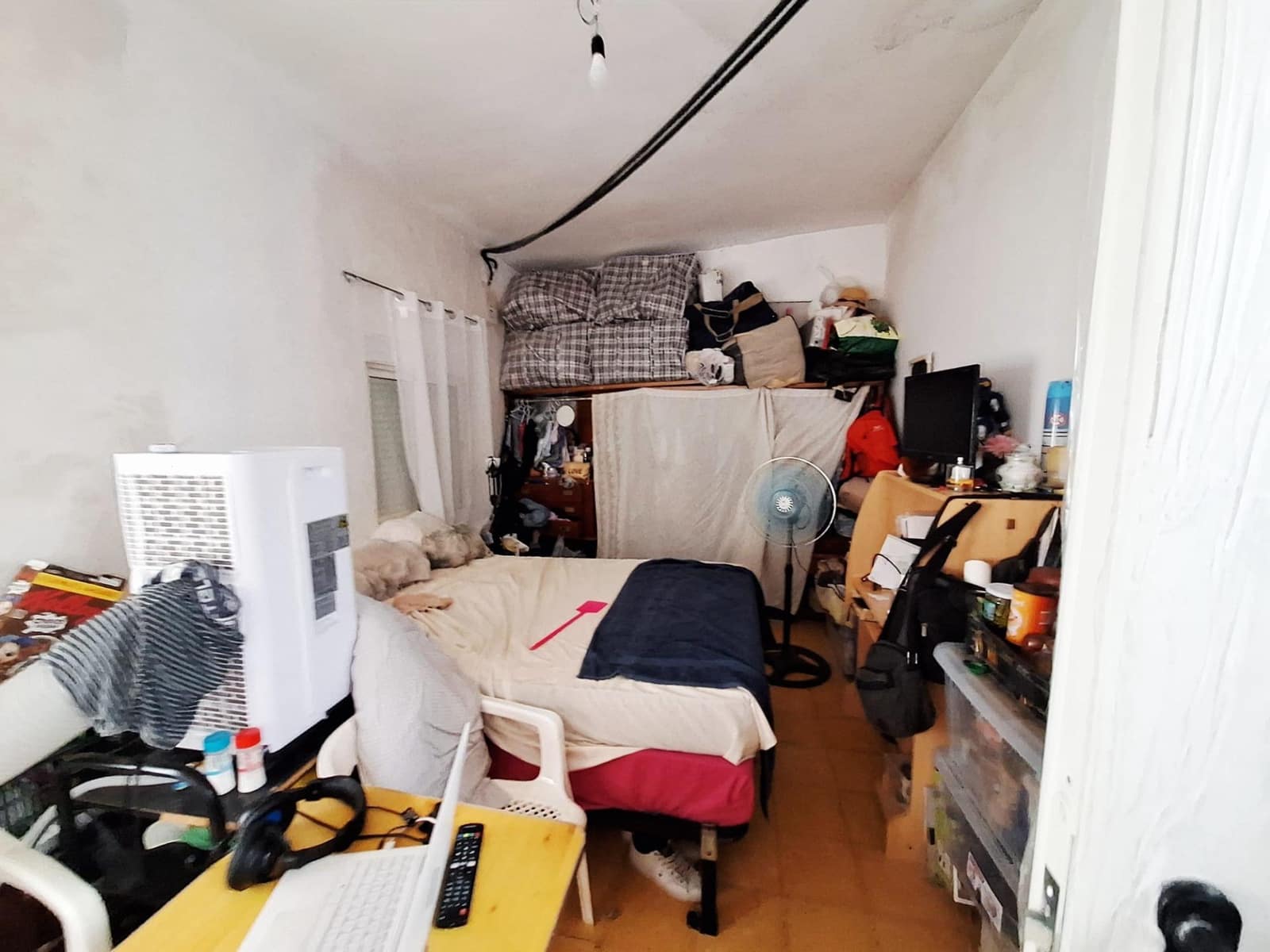 Casa de 4 habitaciones en Alzira en venta - 120.000 € (Ref: 9188396)