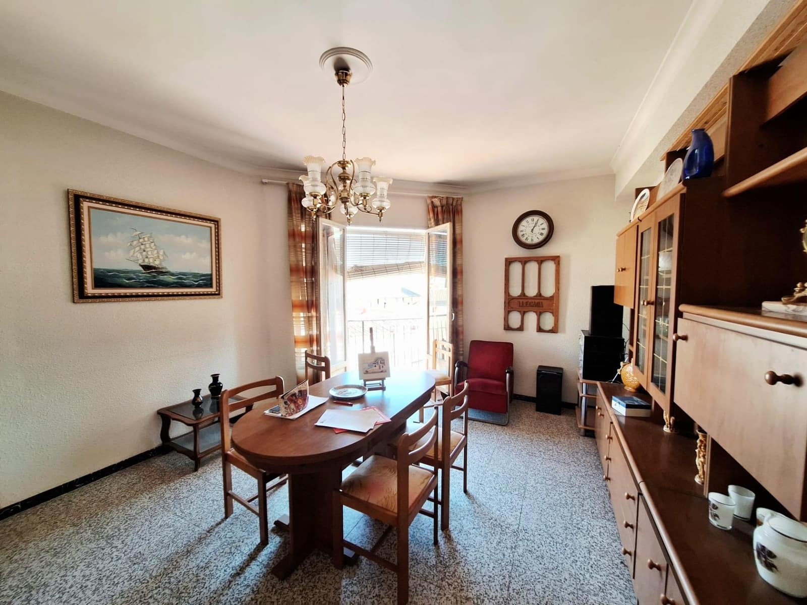 Piso de 4 habitaciones en Carcaixent en venta - 79.500 € (Ref: 9208266)