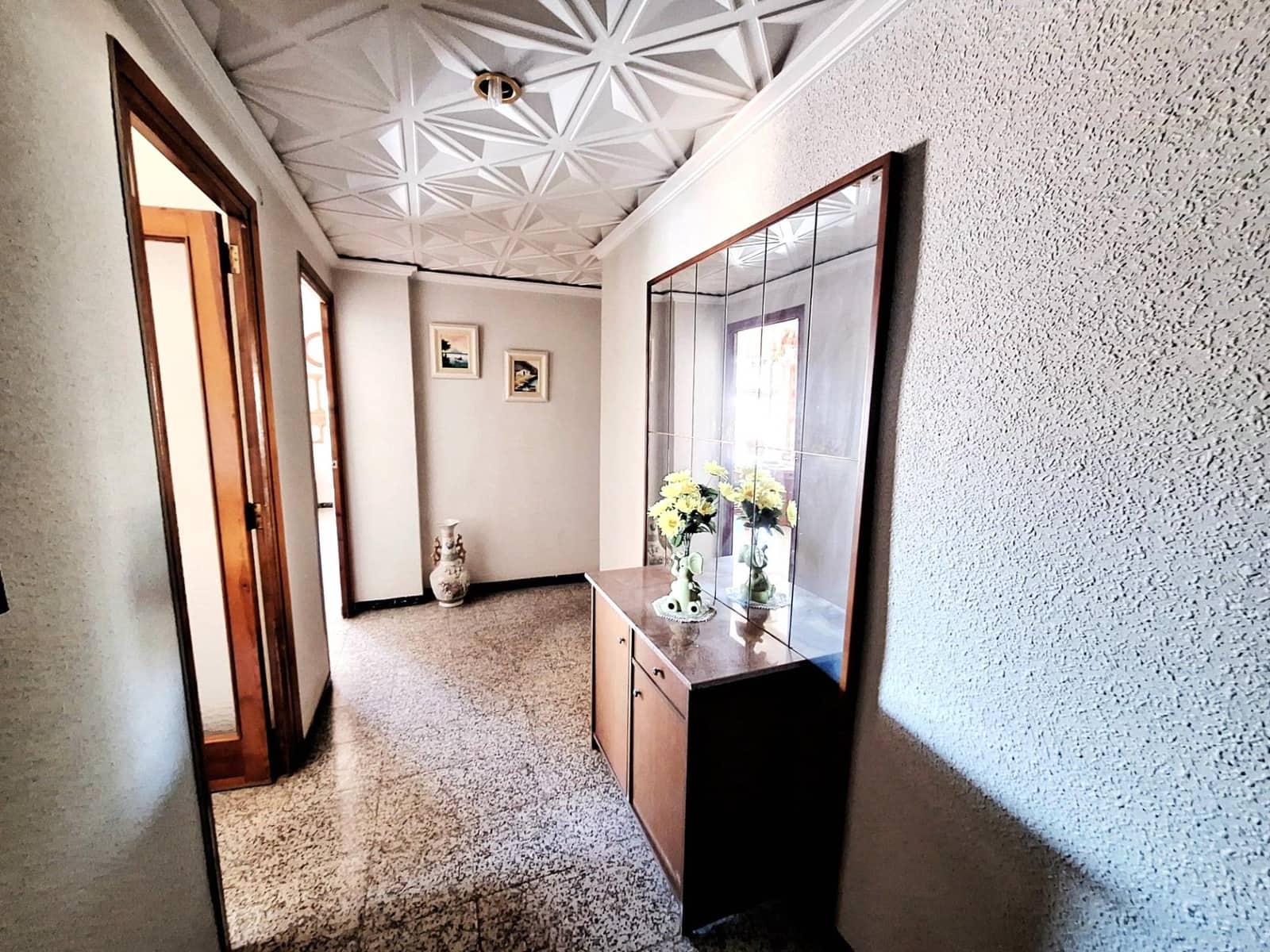 Piso de 4 habitaciones en Carcaixent en venta - 79.500 € (Ref: 9208266)