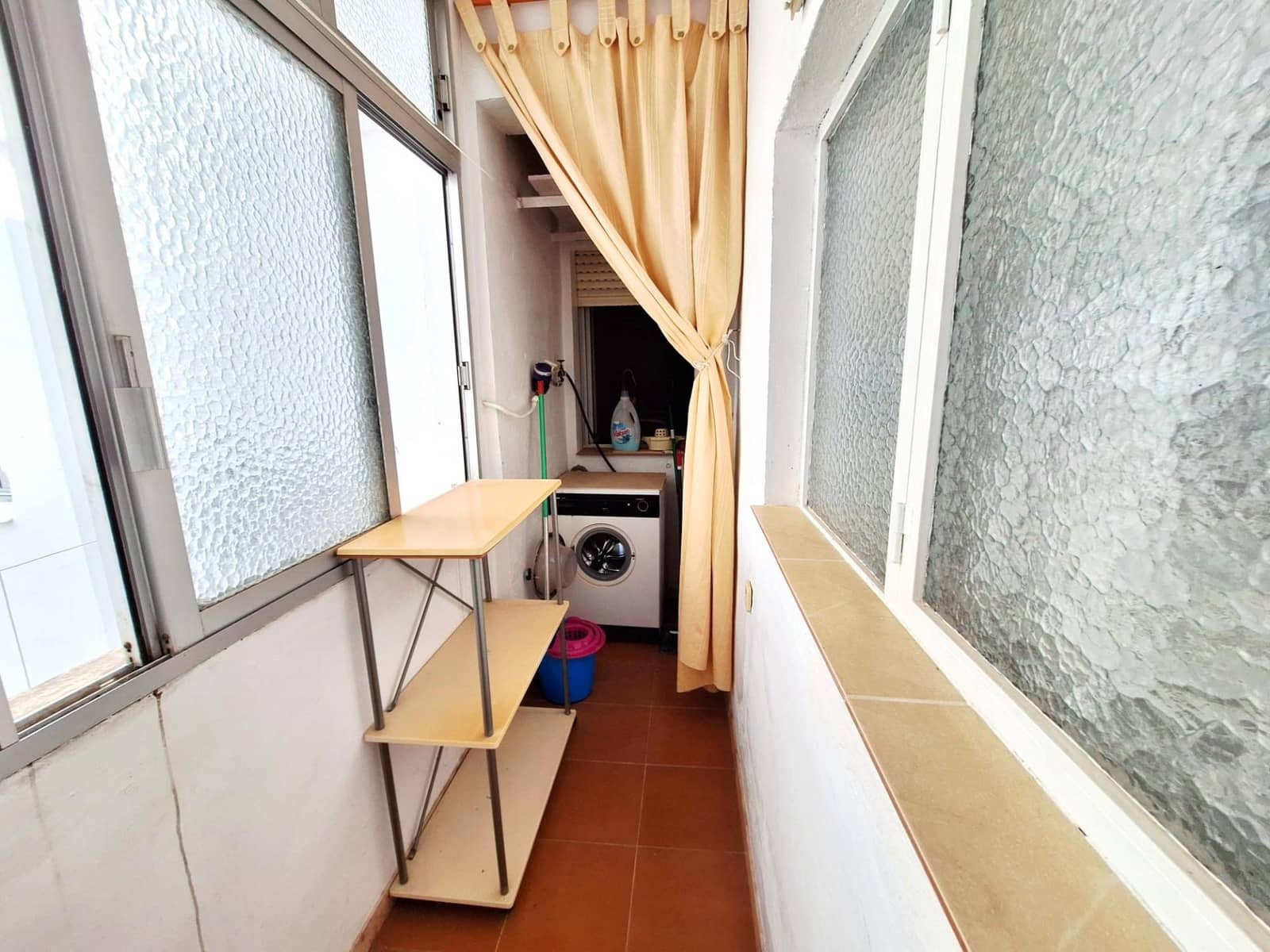 Piso de 4 habitaciones en Carcaixent en venta - 79.500 € (Ref: 9208266)