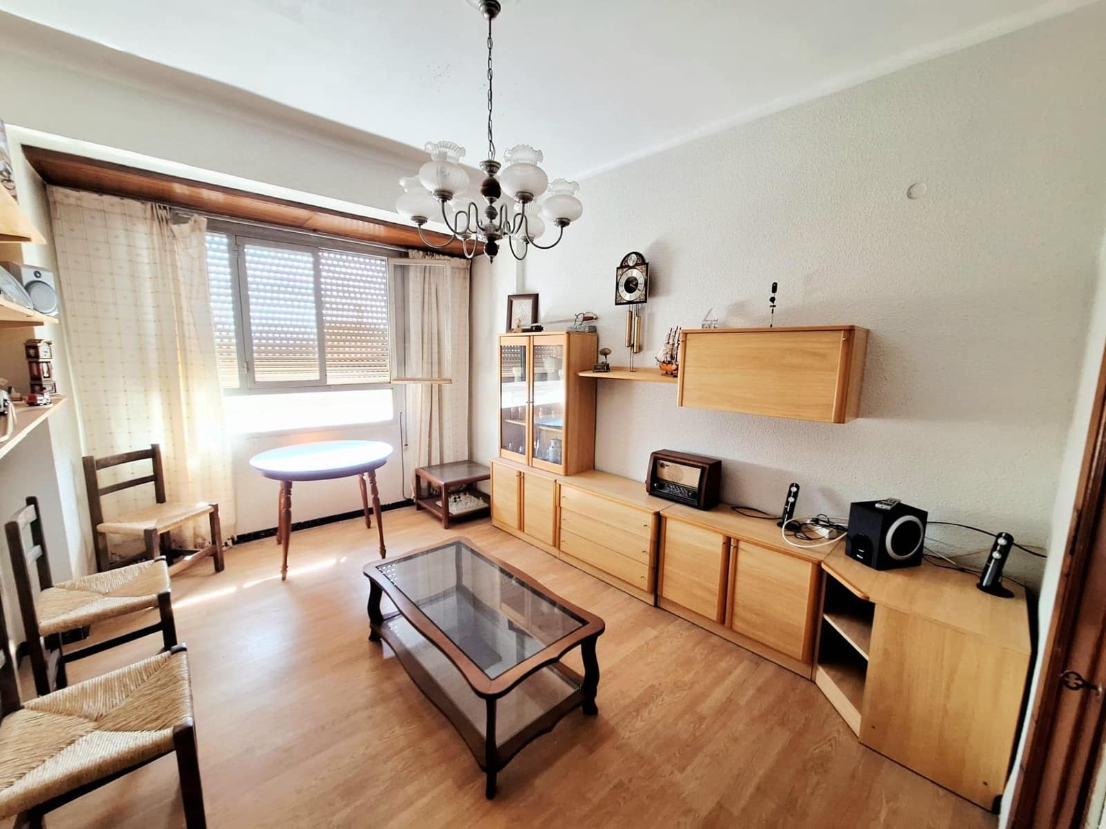 Piso de 4 habitaciones en Carcaixent en venta - 79.500 € (Ref: 9208266)