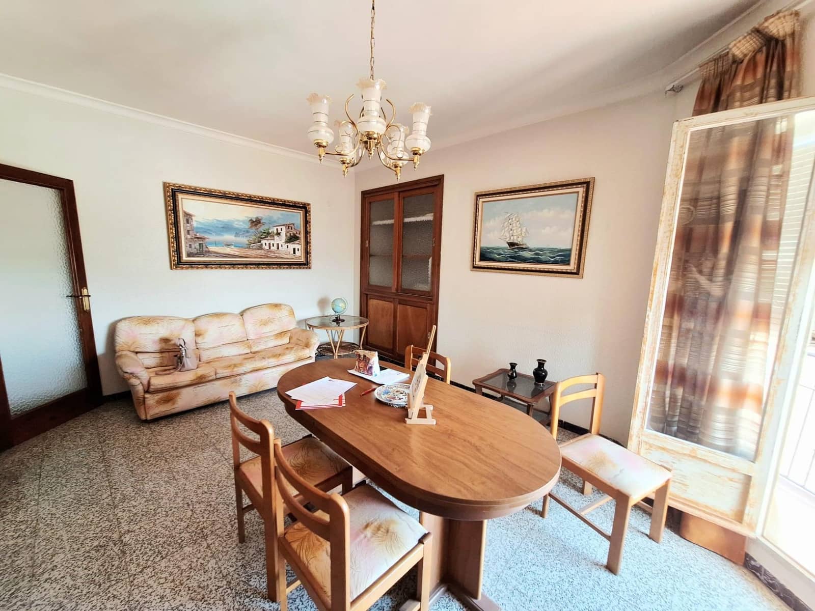 Piso de 4 habitaciones en Carcaixent en venta - 79.500 € (Ref: 9208266)