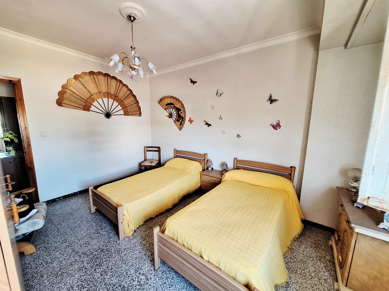 Piso de 4 habitaciones en Carcaixent en venta - 79.500 € (Ref: 9208266)