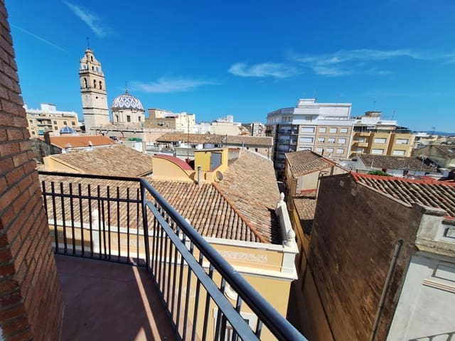 Piso de 4 habitaciones en Carcaixent en venta - 79.500 € (Ref: 9208266)