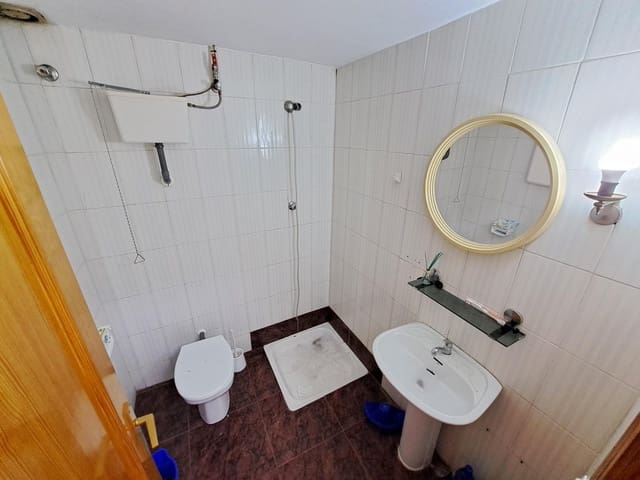 Commercial for sale in Alzira - € 145,000 (Ref: 9219895)