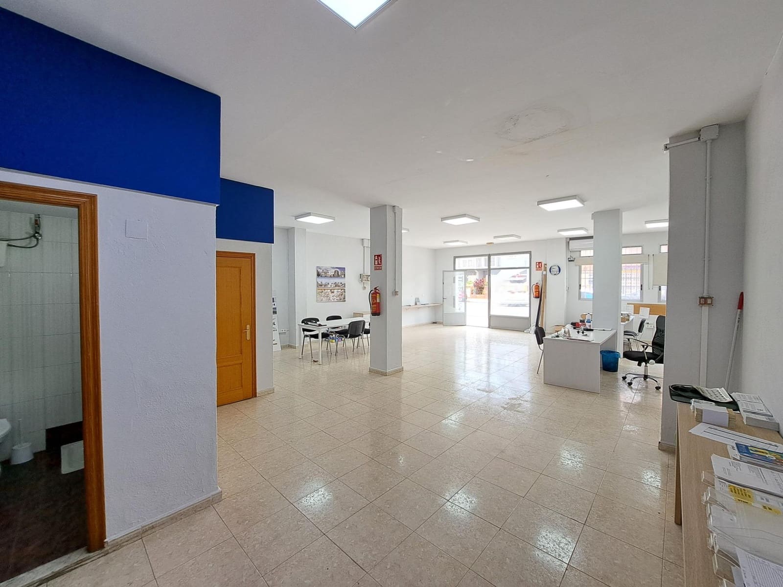 Comercial para venda em Alzira - 145 000 € (Ref: 9219895)