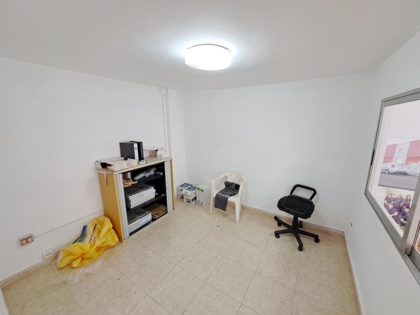 Kaupallinen myytävänä paikassa Alzira - 105 000 € (Ref: 9219895)