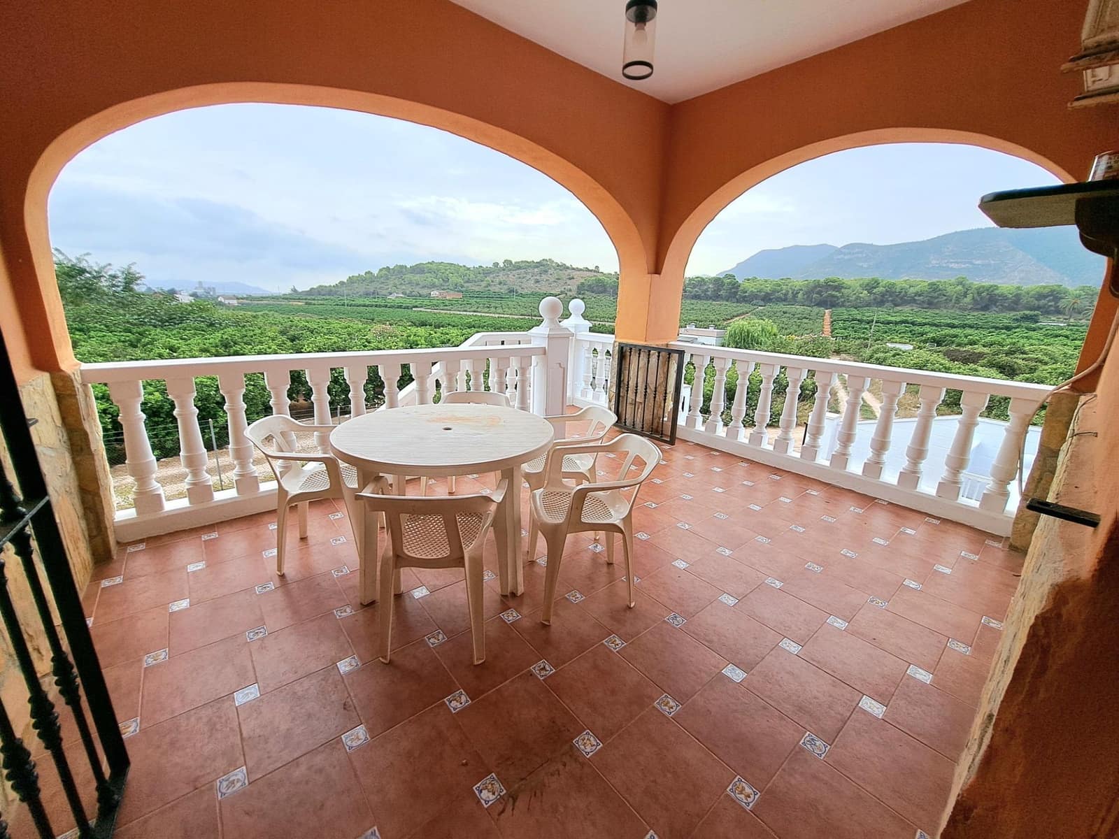 3 sypialnia Willa do wynajęcia w Corbera z basenem garażem - 1 200 € (Ref: 9219896)