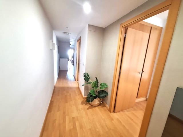 4 slaapkamer Penthouse te koop in Alzira - € 250.000 (Ref: 9236853)