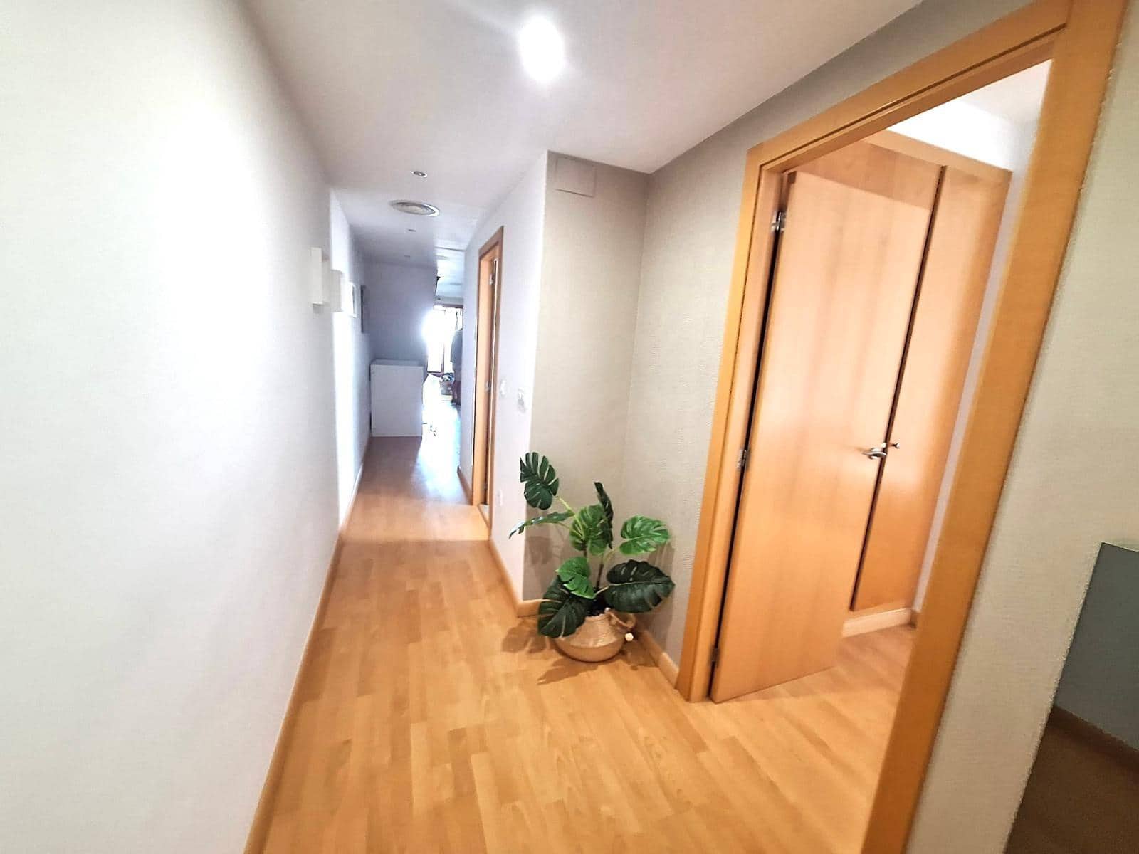 4 bedroom Penthouse for sale in Alzira - € 240,000 (Ref: 9236853)