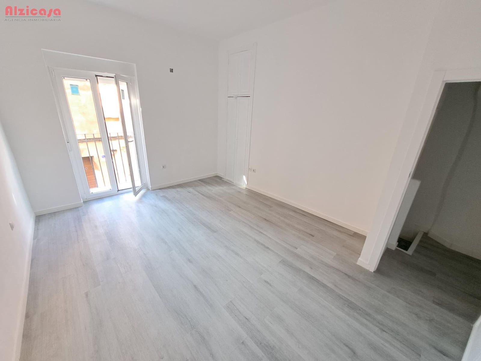 4 soveværelse Byhus til salg i Carcaixent - € 169.000 (Ref: 9236854)